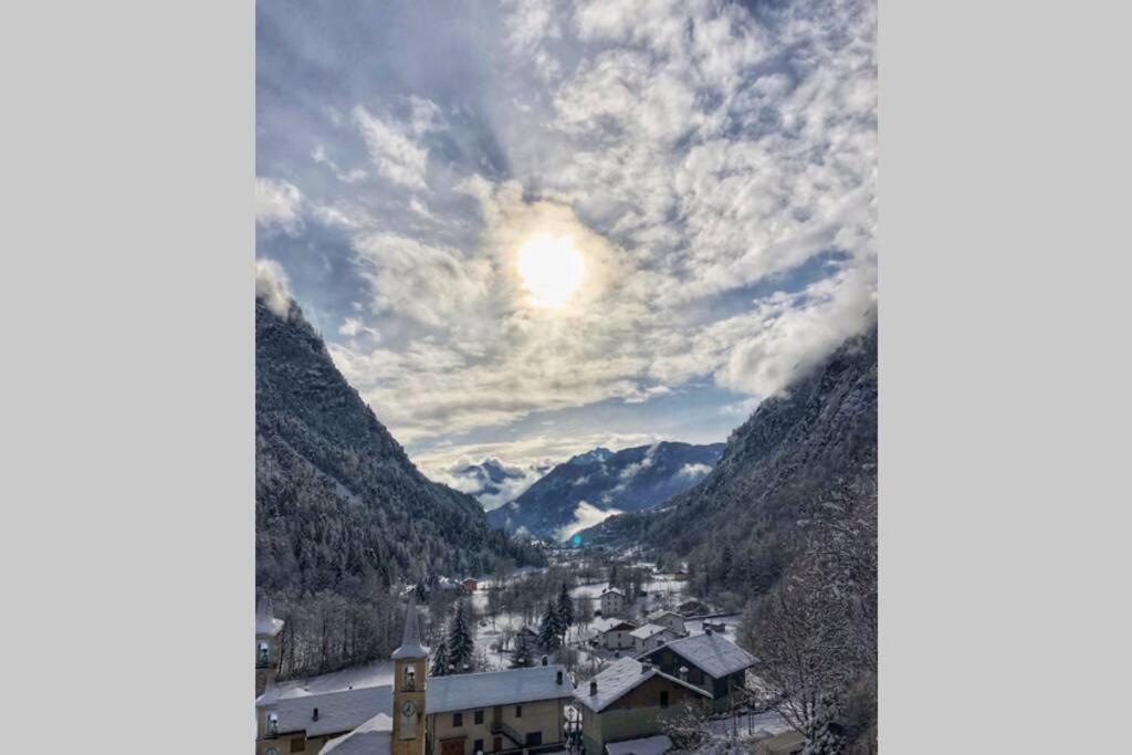 Monolocale Rustico Di Montagna Apartment Antey-Saint-Andre Bagian luar foto