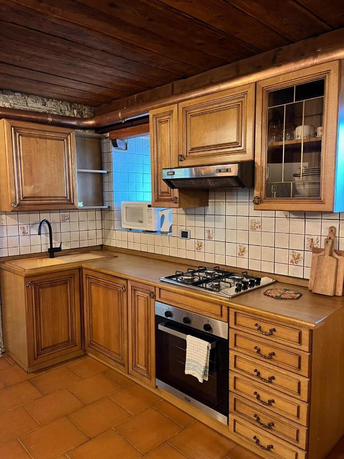 Monolocale Rustico Di Montagna Apartment Antey-Saint-Andre Bagian luar foto